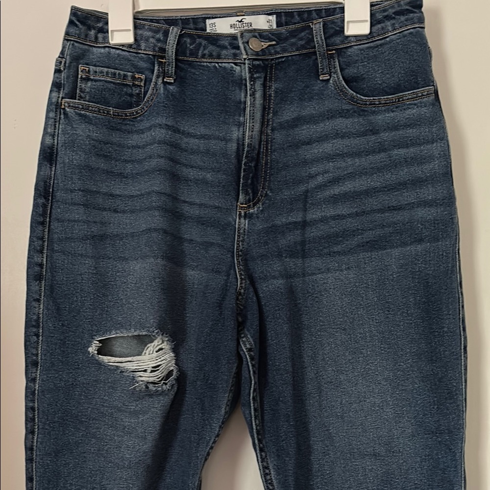 Hollister Curvy, Ultra High Rise Straight Leg Jeans